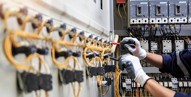 Professional Electrician technician working in Abram, TX